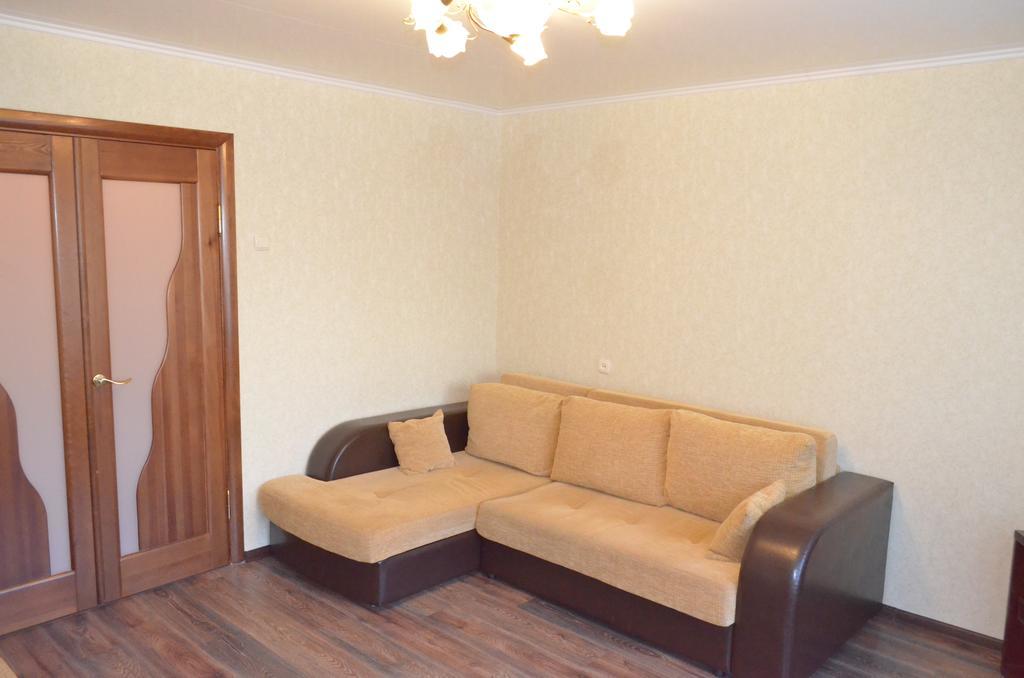 Apartment At Zhukova Street Baranavichy Exterior photo